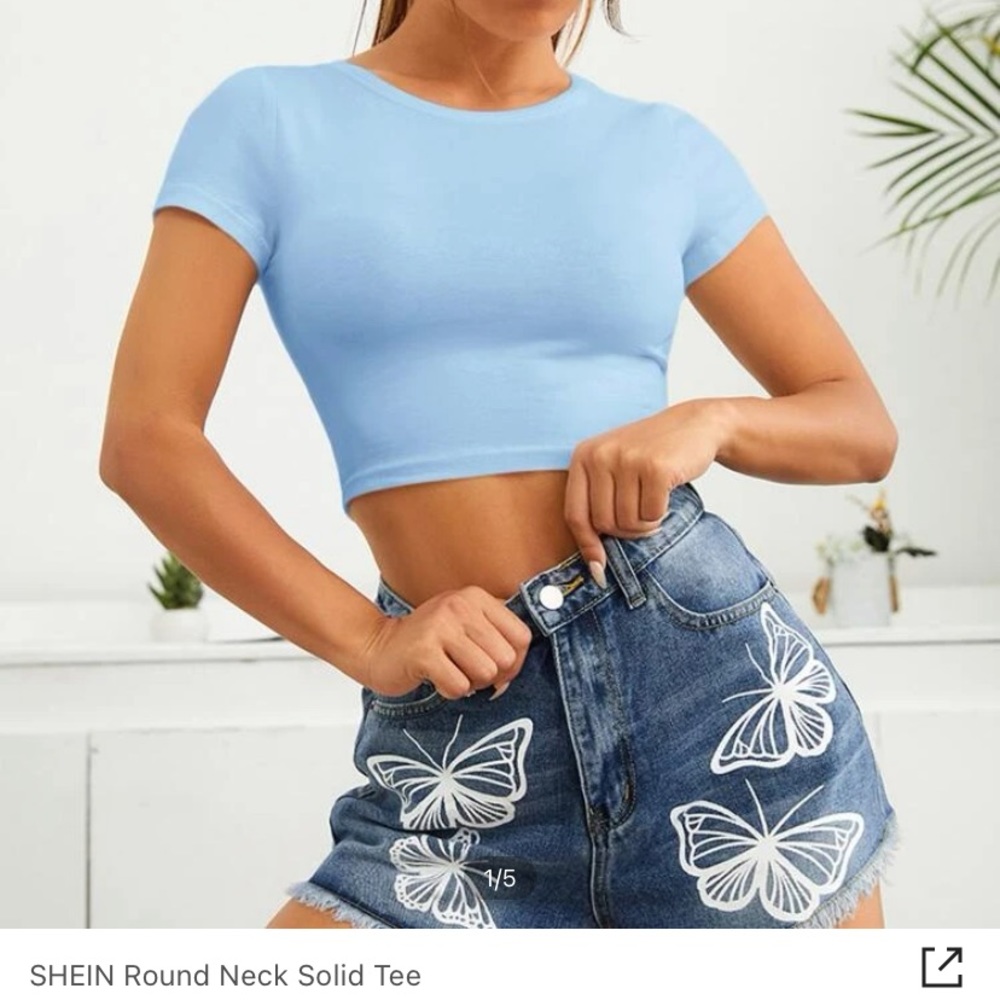 blue crop top